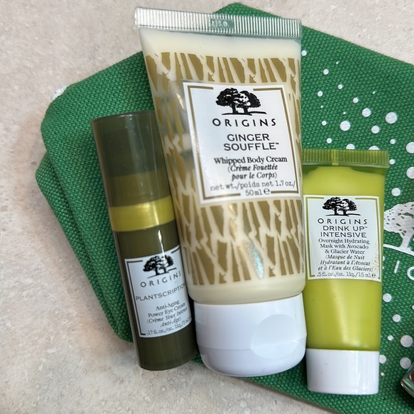 [GREAT DEAL] origins 9 pieces travel set - Picture 2 of 4